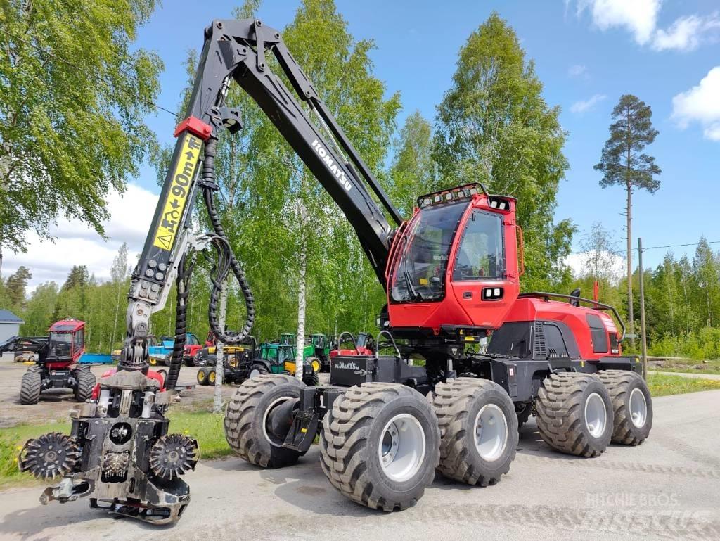 Komatsu 901 XC حصادات