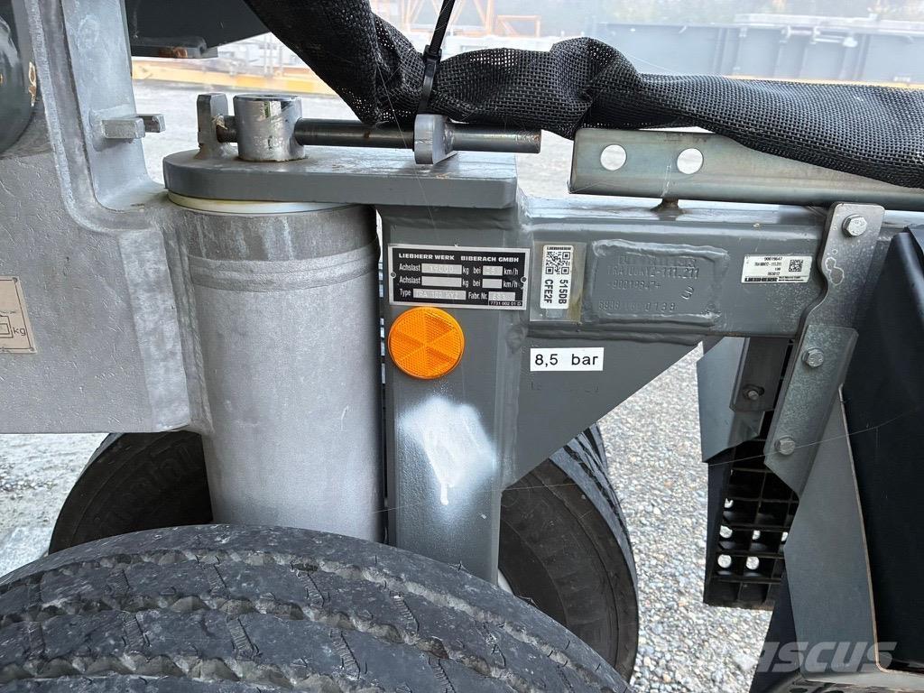 Liebherr L1-32 رافعات برجية