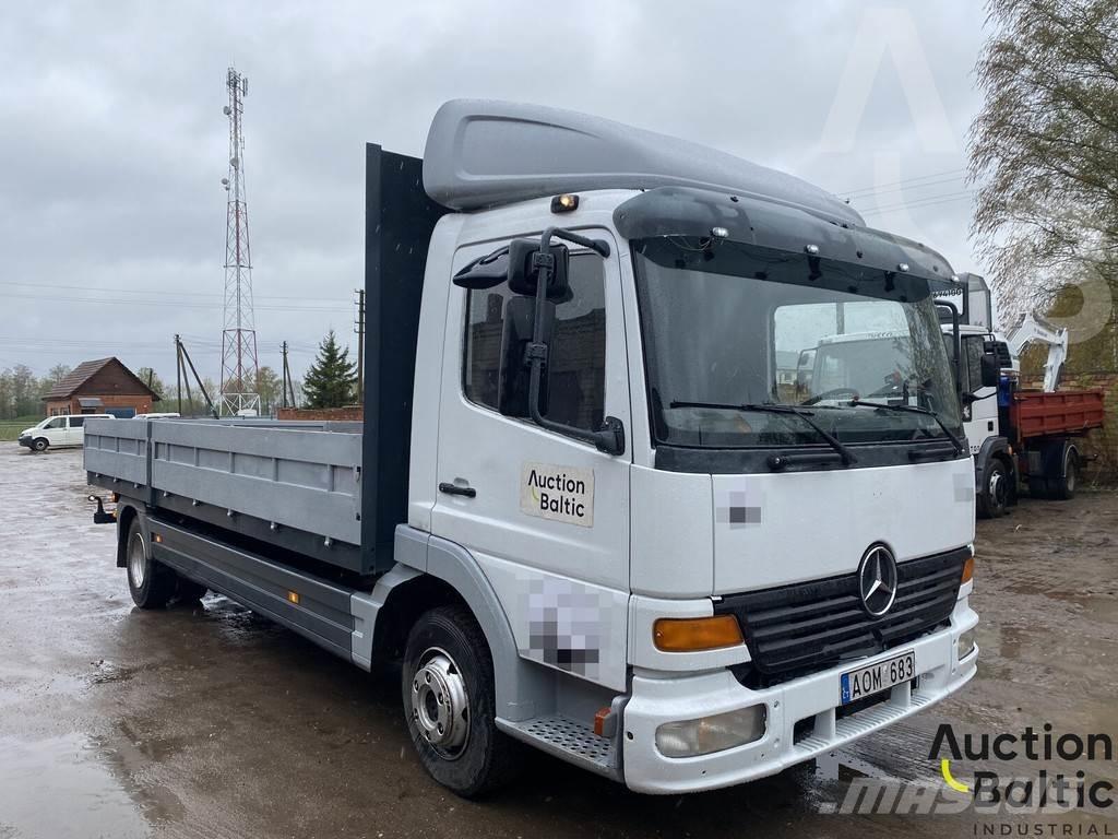 Mercedes-Benz 815 شاحنات مسطحة/مفصلية الجوانب