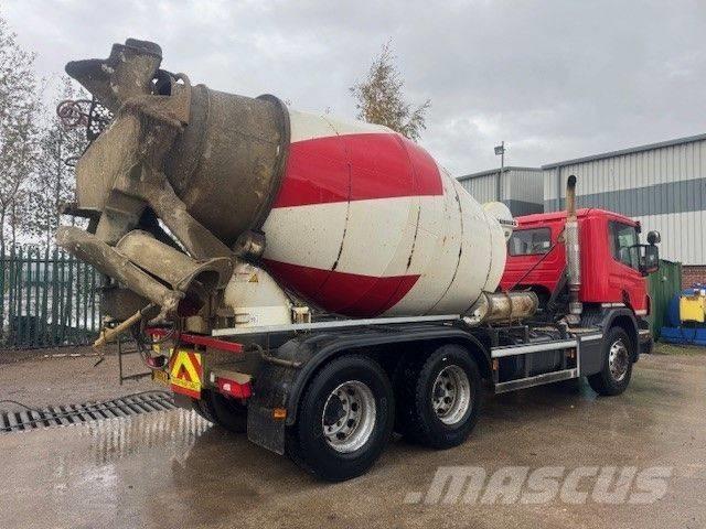 Scania P 320 شاحنات خرسانة