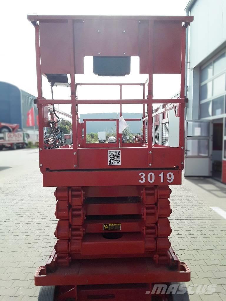 JLG 10 RS رافعات مقصية الشكل