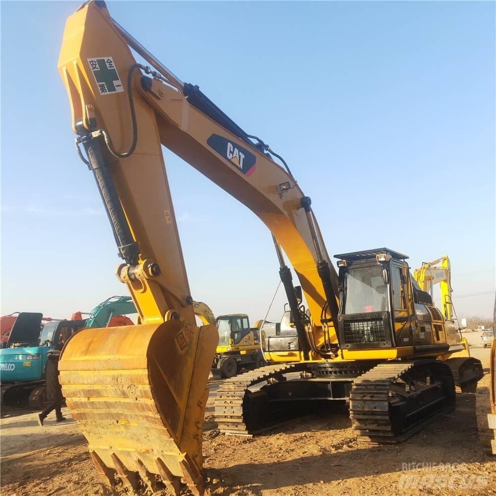 CAT 340 D L حفارات زحافة
