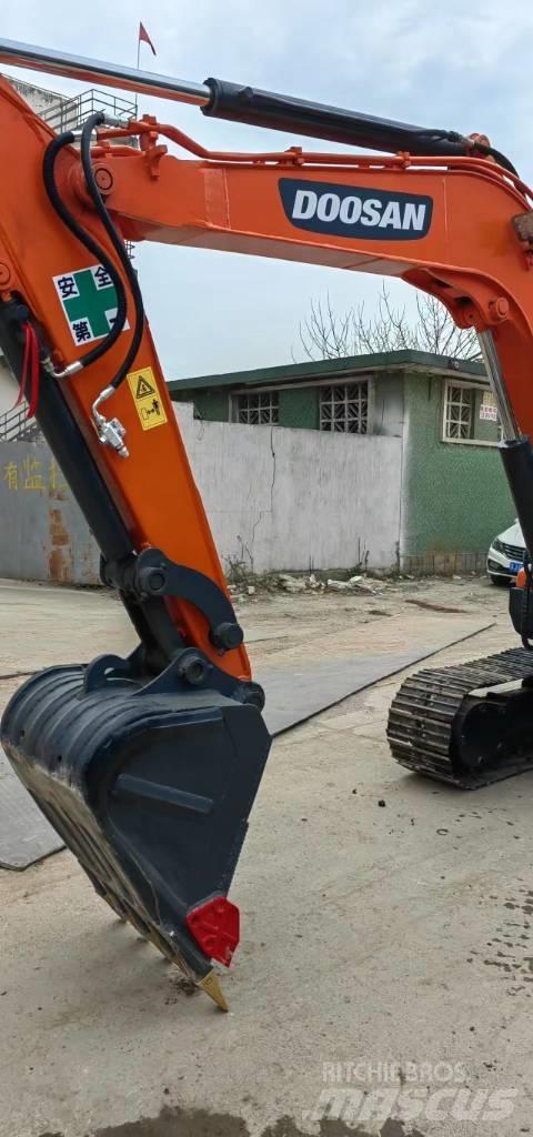 Doosan DX 60-9 C حفارات صغيرة أقل من 7 طن (حفارات صغيرة)