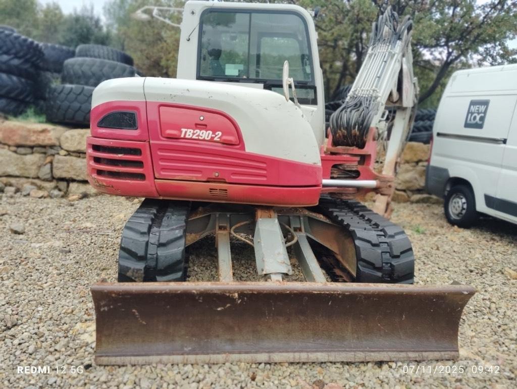 Takeuchi TB 290-2 حفارات زحافة