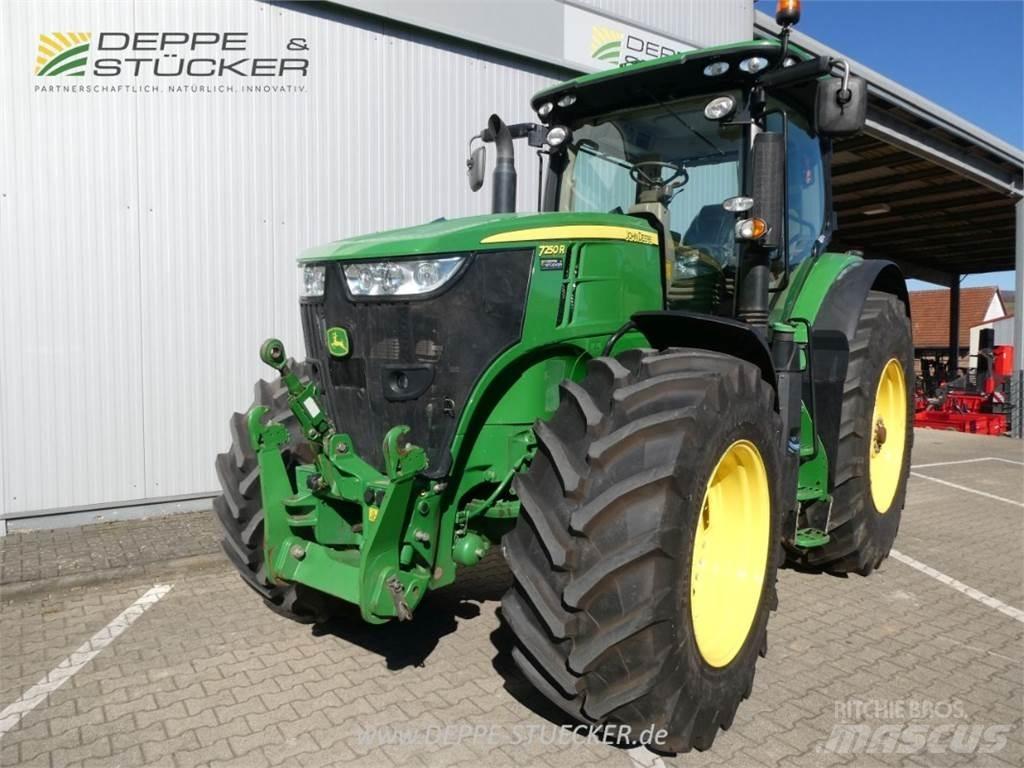 John Deere 7250R الجرارات