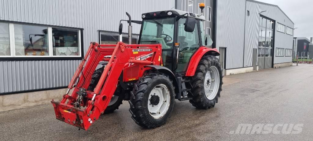 Massey Ferguson 5455 الجرارات