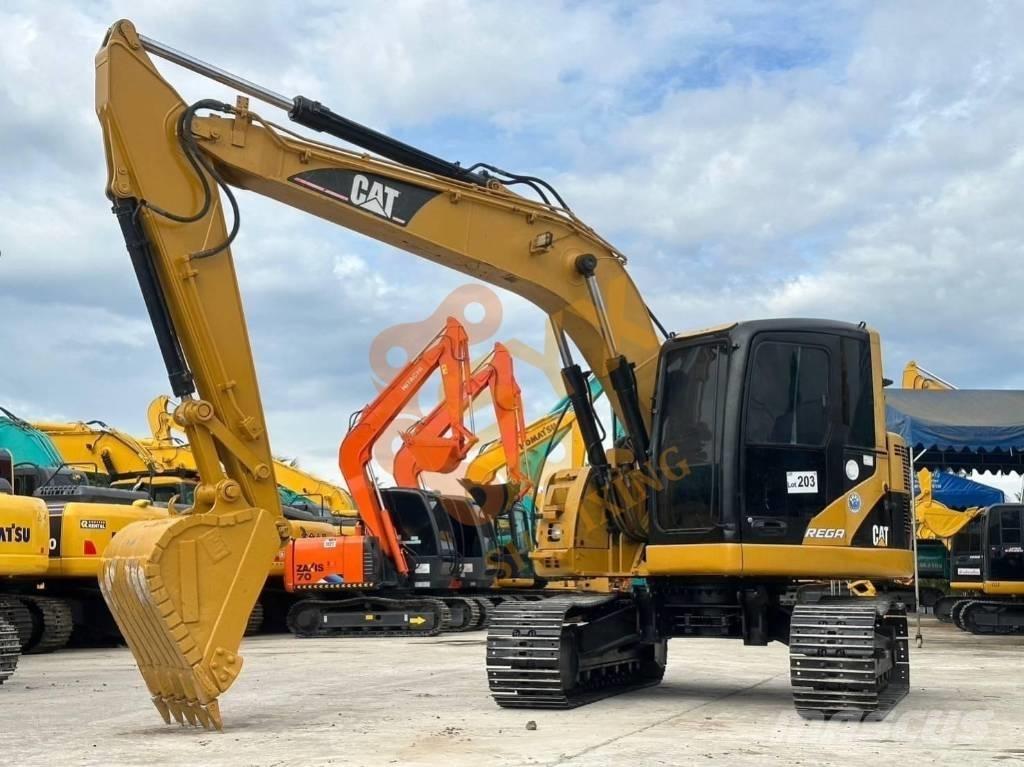 CAT 313 C حفارات زحافة