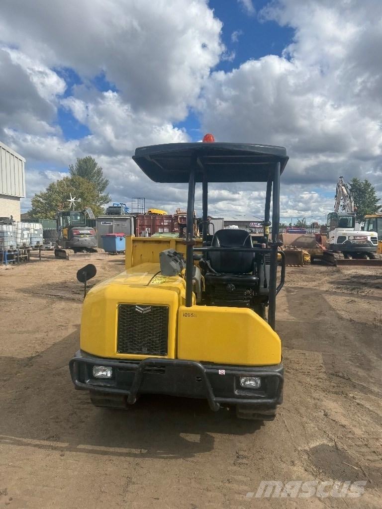 Yanmar C 30 R عربات نقل قلابة مجنزرة