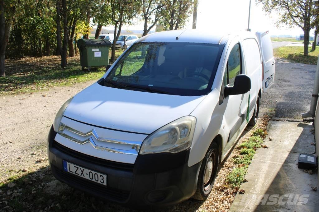 Citroën Berlingo شاحنة مقفلة