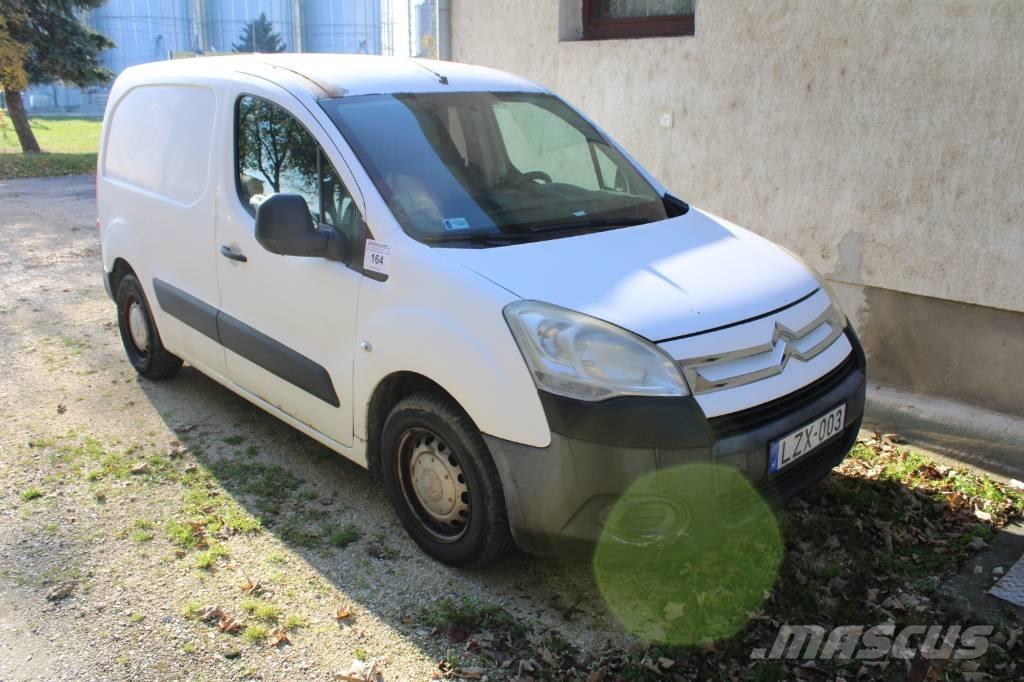 Citroën Berlingo شاحنة مقفلة