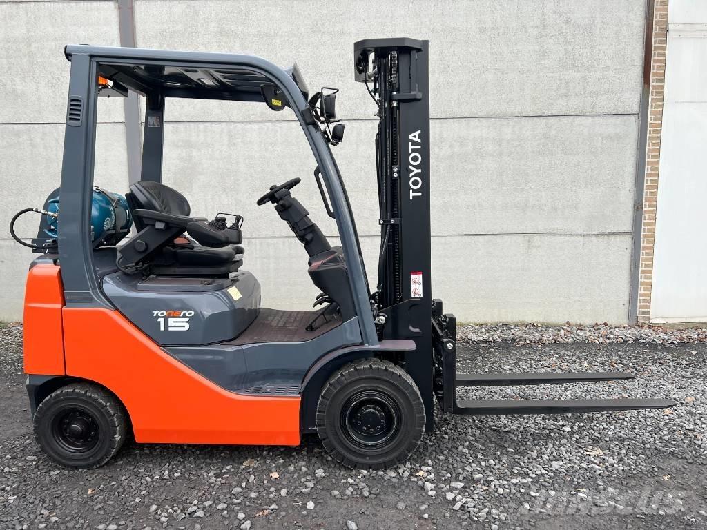 Toyota 02-8 FGF 15 شاحنات LPG