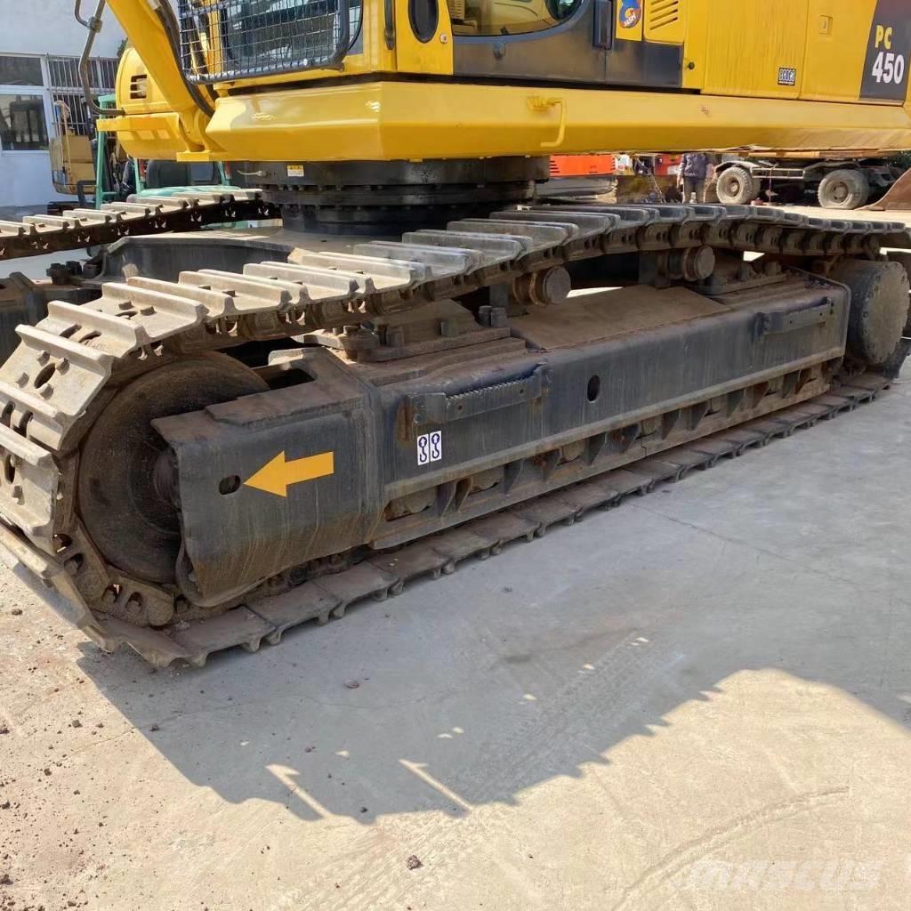 Komatsu PC 450 حفارات زحافة