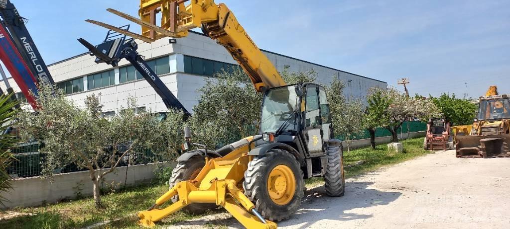 JCB 532-120 مناولات متداخلة