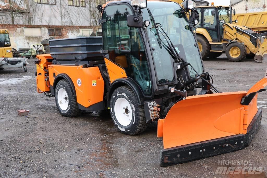 Multihog CX75 ناقلات الأدوات