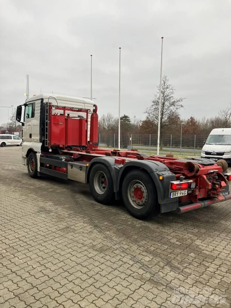 MAN TGX 26.500 6X2 شاحنات الرافعات الخطافية
