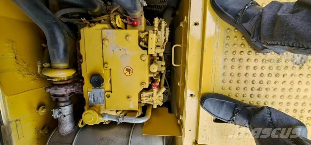 CAT 315D حفارات زحافة