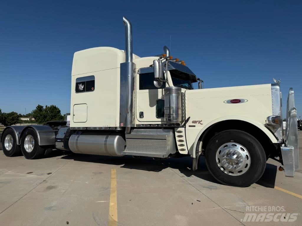 Peterbilt 389 وحدات الجر