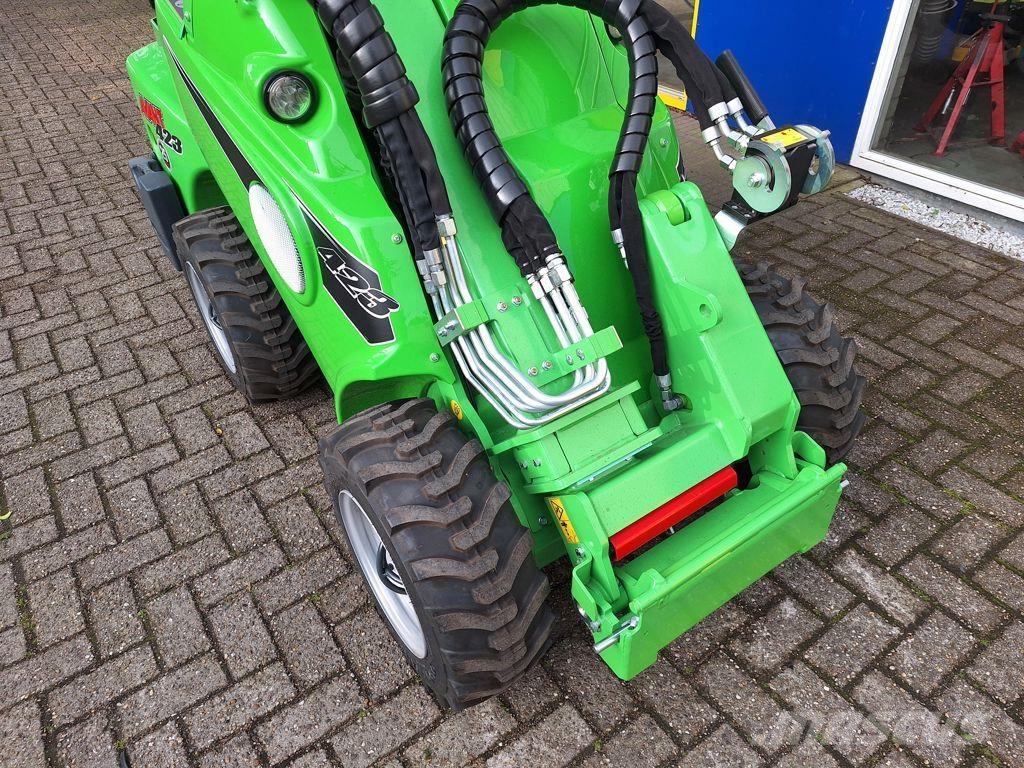 Avant 423 TDL حفارات خاصة