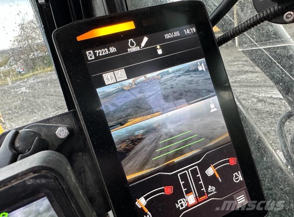 CAT 320 GC حفارات زحافة