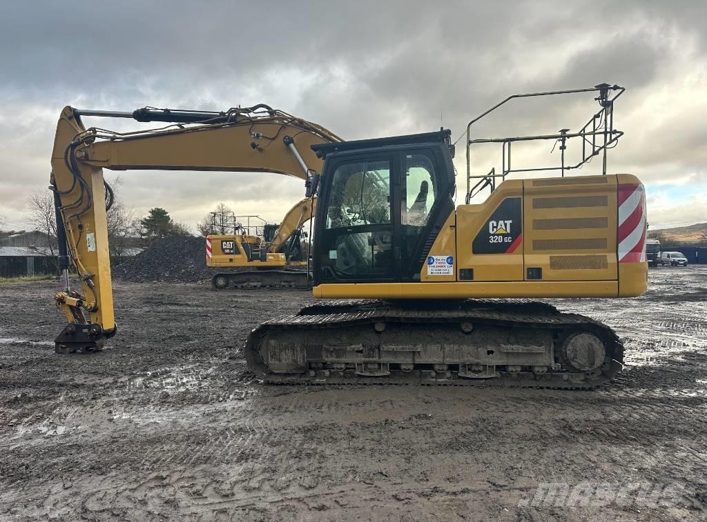 CAT 320 GC حفارات زحافة