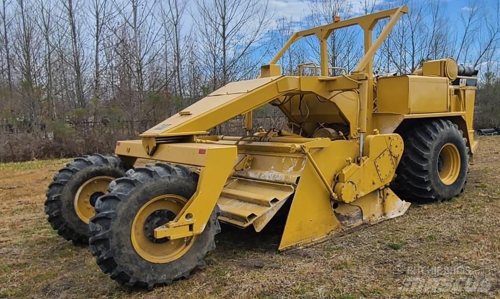 CAT SS 250 B ضاغطات التربة