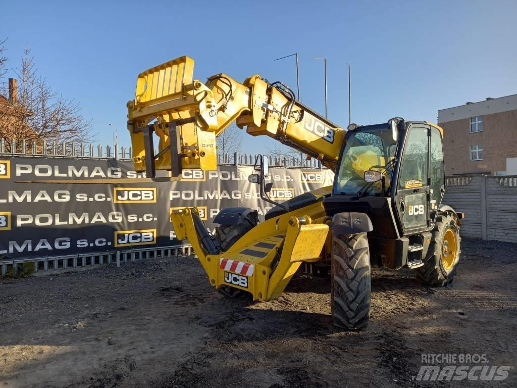 JCB 535-125 مناولات متداخلة