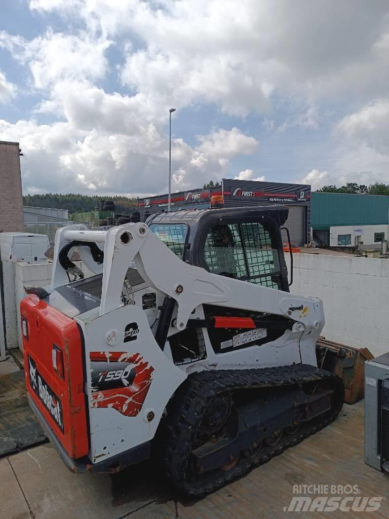 Bobcat T 590 HF لوادر انزلاقية التوجيه