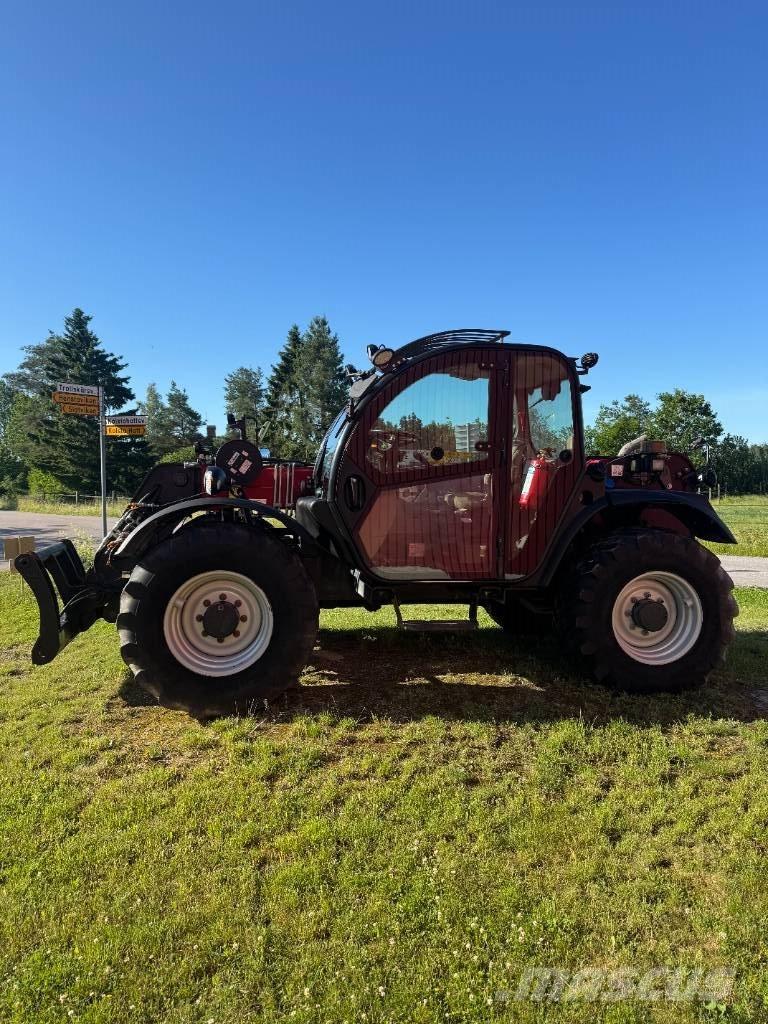 CASE 742 Farmlift مناولات متداخلة