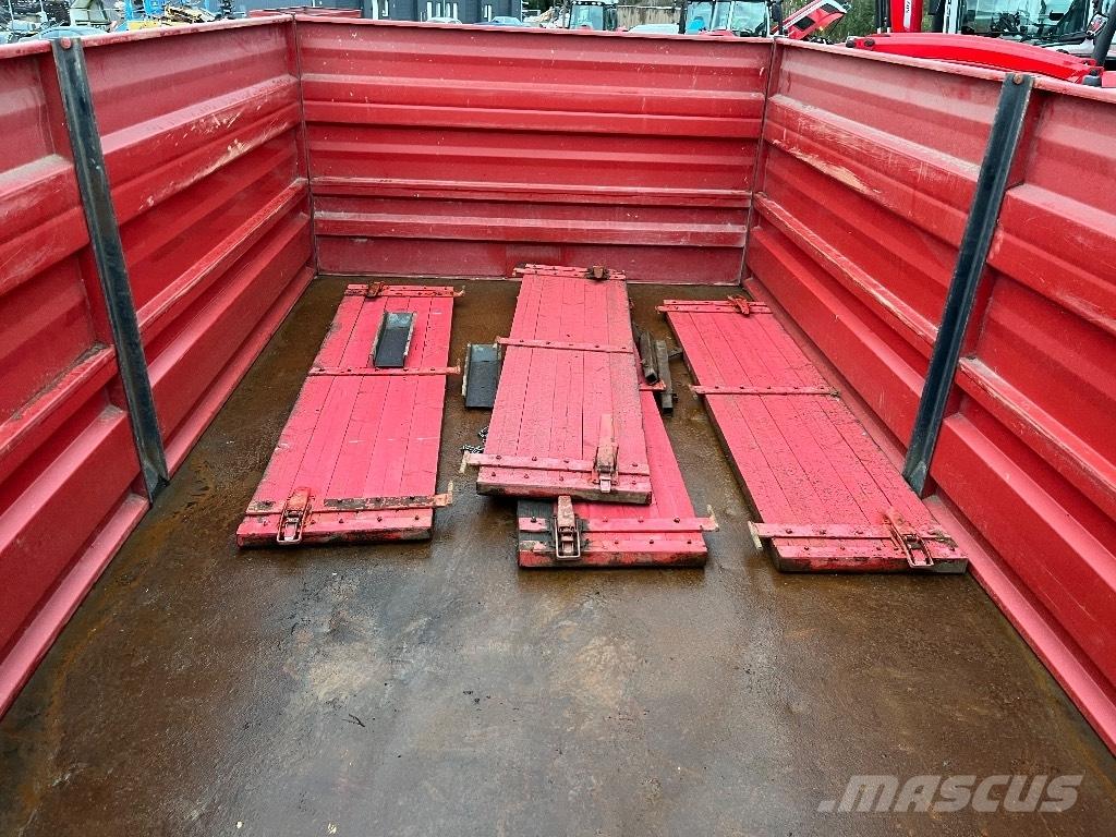 Tuhti W120 مقطورات قلابة