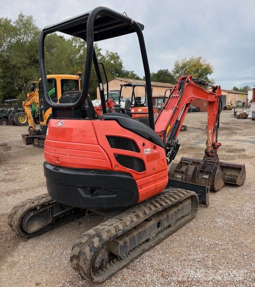 Kubota U 20-3 حفارات صغيرة أقل من 7 طن (حفارات صغيرة)