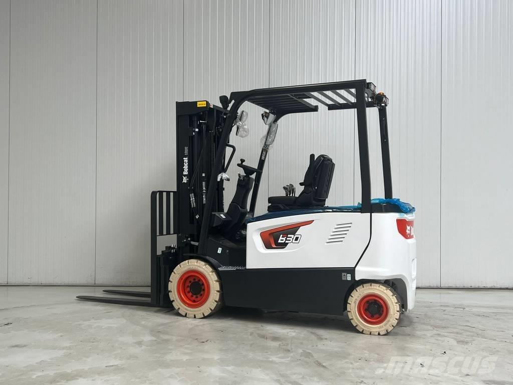 Bobcat B30X-7 PLUS شاحنات ذات رافعات شوكية تعمل بالكهرباء