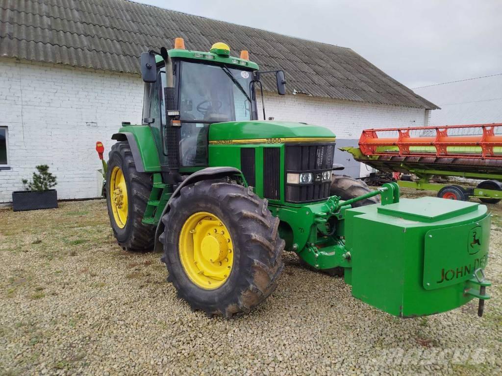 John Deere 7800 الجرارات