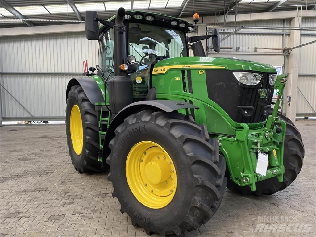 John Deere 6R 230 الجرارات