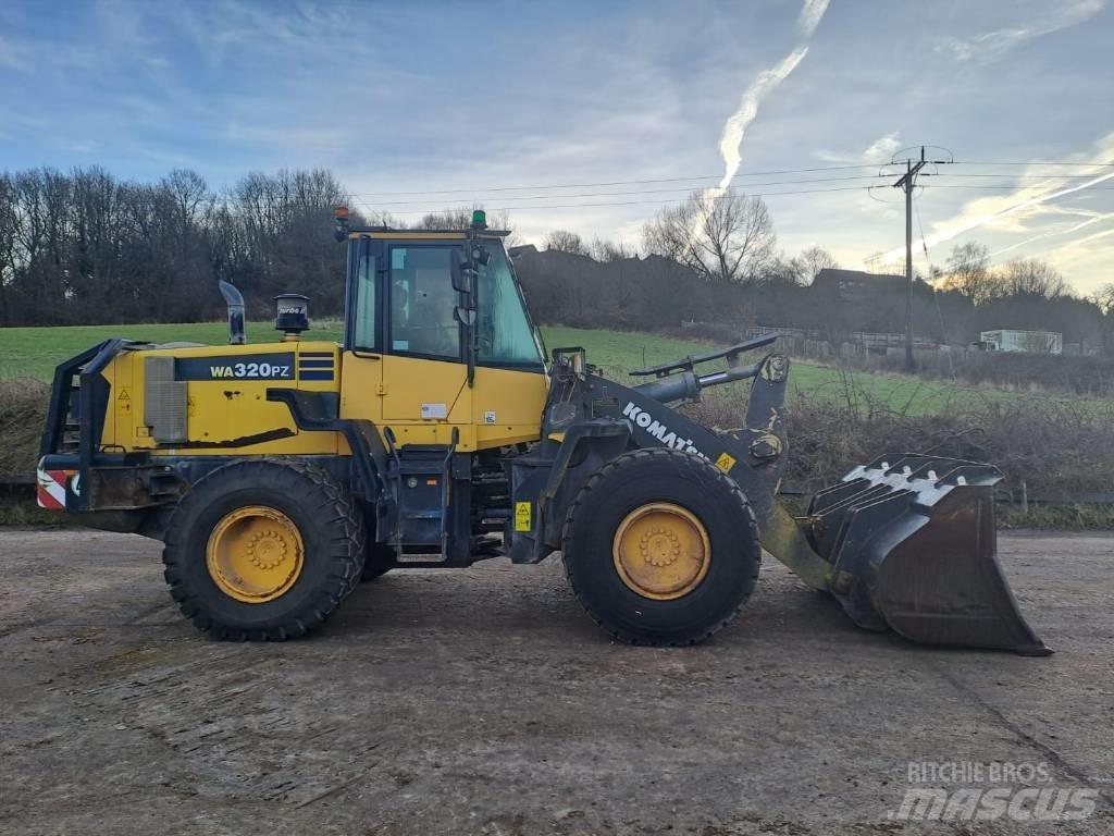 Komatsu WA 320 PZ-6 لوادر بعجل