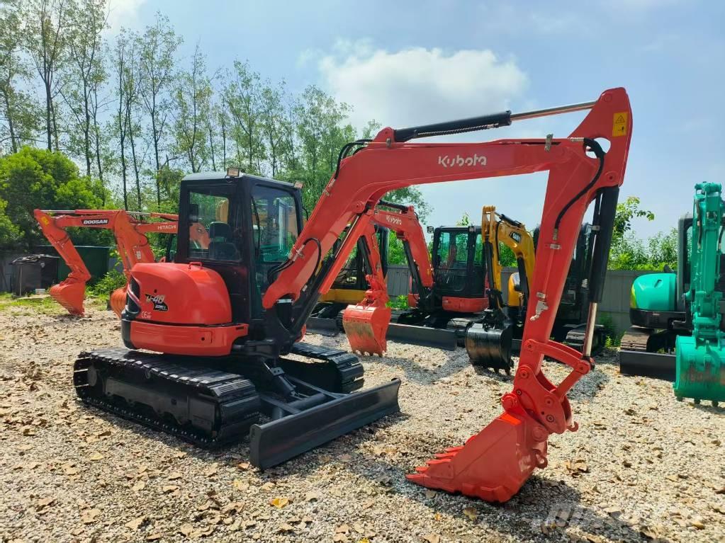 Kubota U 40 حفارات صغيرة أقل من 7 طن (حفارات صغيرة)