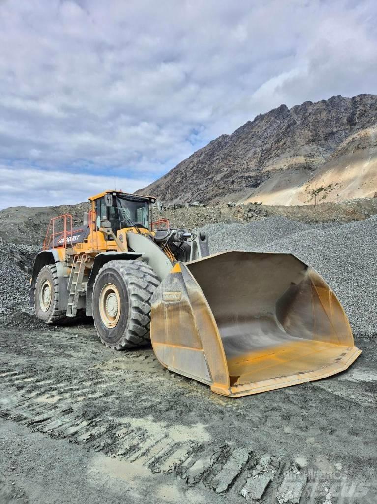 Volvo L 350 H لوادر بعجل