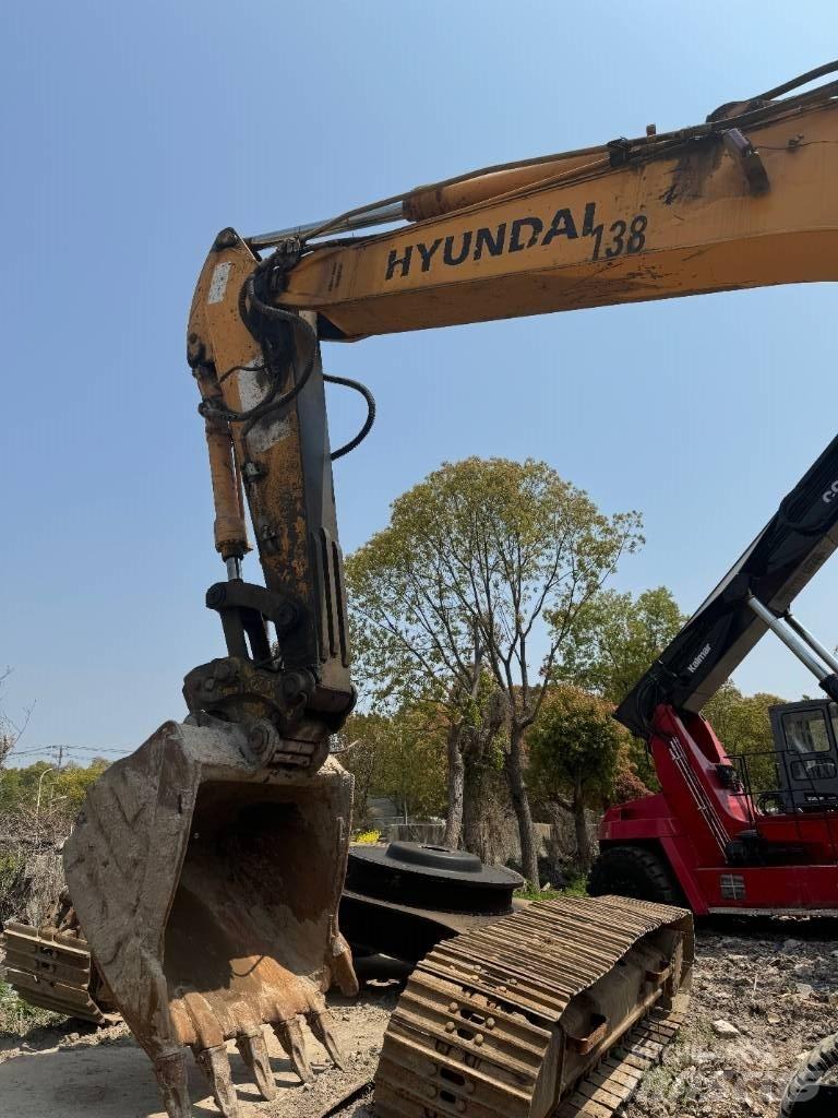 Hyundai R 150 W-9 حفارات بعجل