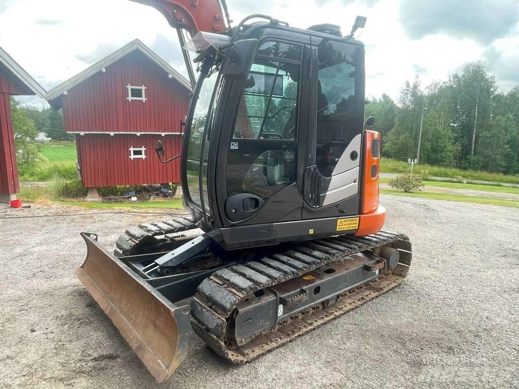 Hitachi ZX 85 US-6 حفارات وسط 7 طن - 12 طن