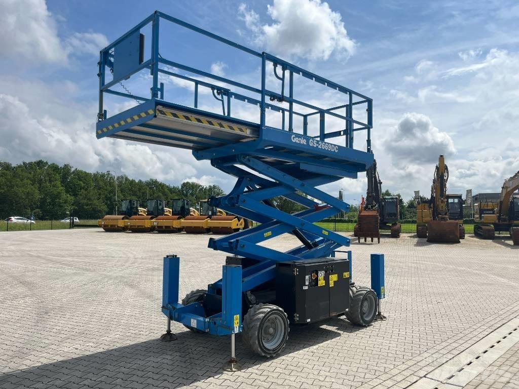 Genie GS 2669 DC رافعات مقصية الشكل