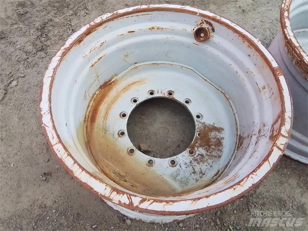 Valmet 911 20x34 الإطارات والعجلات والحافات