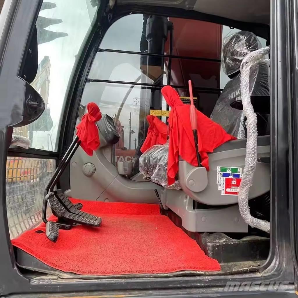 Hitachi ZX 200 حفارات زحافة