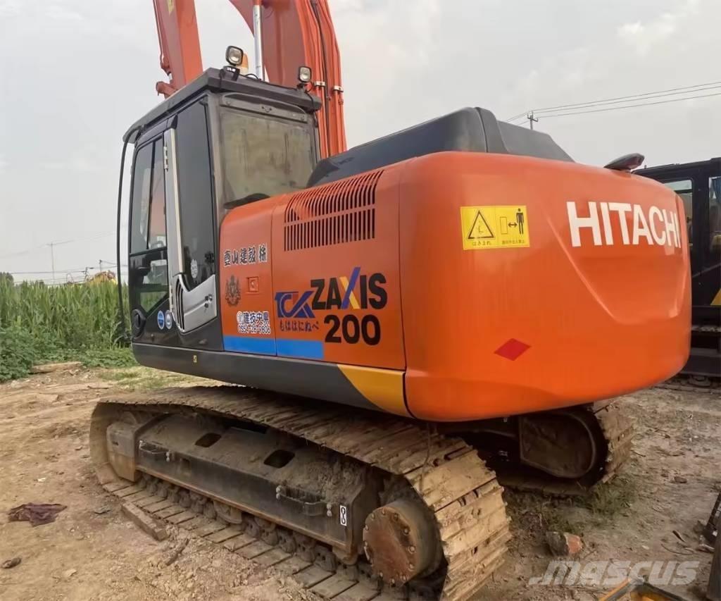 Hitachi ZX 200 حفارات زحافة