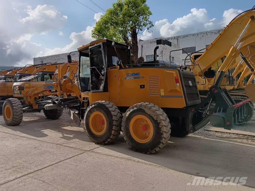 XCMG GR 215 معدات تمهيد الطرق