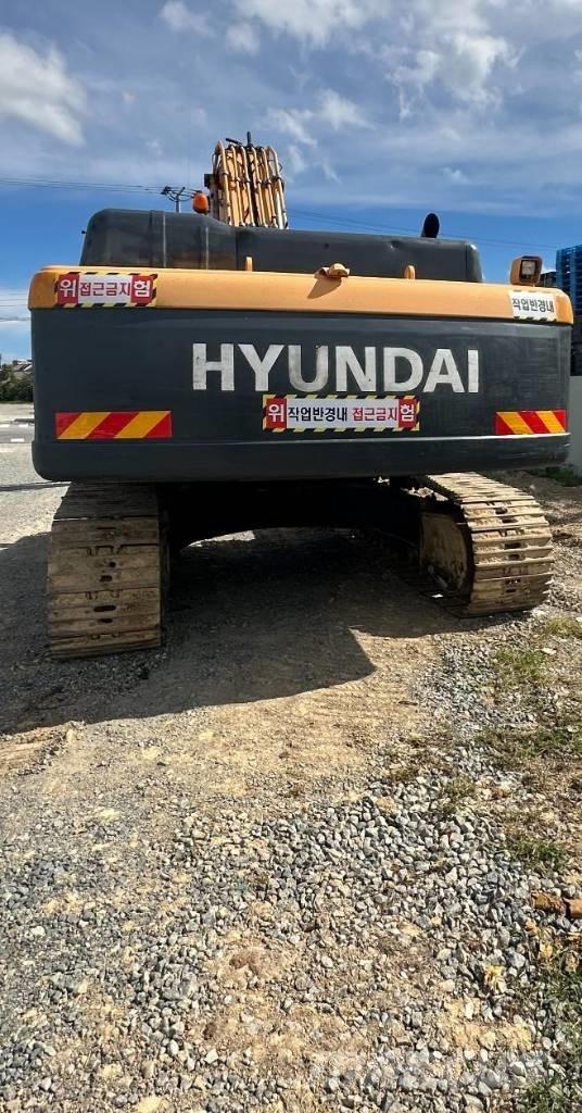 Hyundai Robex 300 LC حفارات زحافة