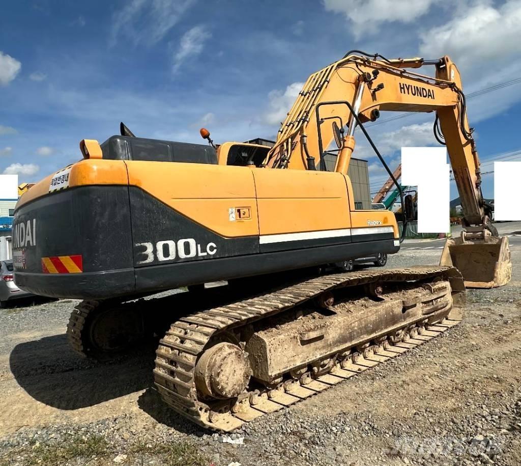 Hyundai Robex 300 LC حفارات زحافة