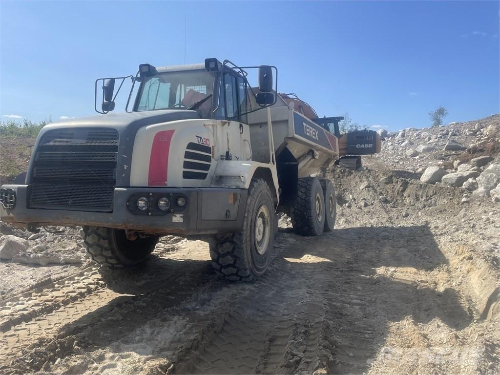 Terex TA 30 ساحبات مفصلية