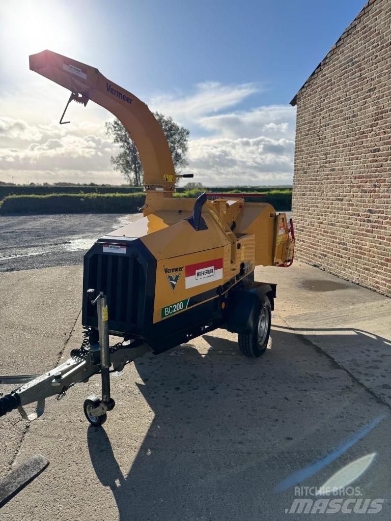 Vermeer BC200 ماكينات تقطيع أخشاب الحراجة
