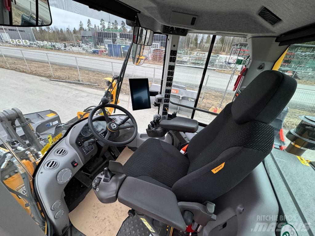 Volvo L 60 H2 لوادر بعجل