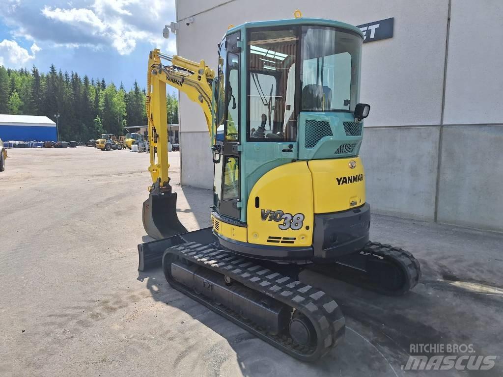 Yanmar Vio 38 حفارات صغيرة أقل من 7 طن (حفارات صغيرة)