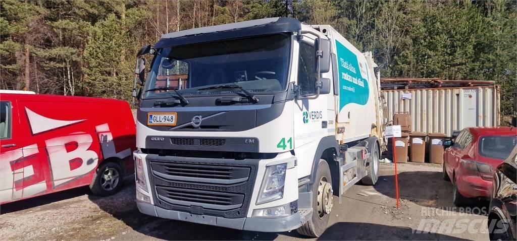 Volvo FM 330 شاحنات المخلفات